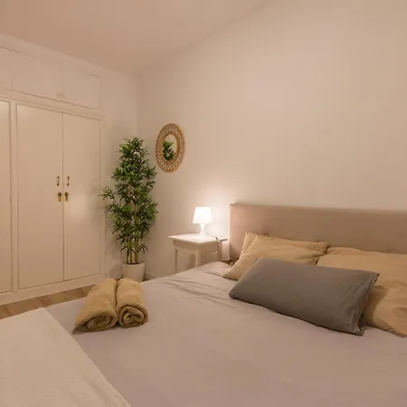 Lägenhet Innouthome Apartamento Eixample Barcelona Barcelona